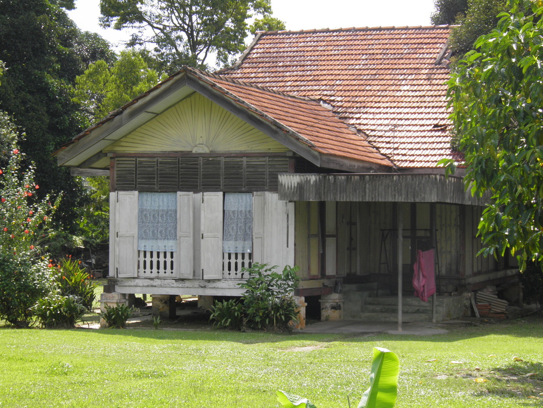 Traditional Malay house near Batang Kali railway station.