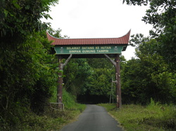 Entrance to Gunung Tampin.